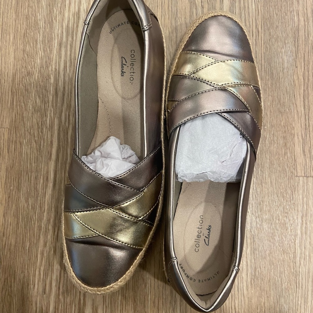 Clarks flats